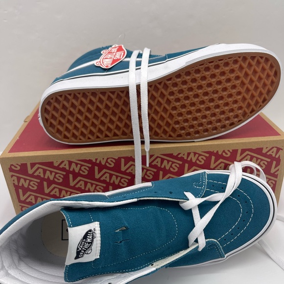 Vans Men’s Sk8-Hi
Blue Coral/True White Sneakers
VN0A32QG9EM High-Top - Picture 6 of 16